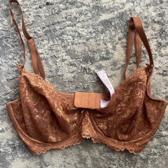 Savage x fenty laced unlined bra - Picture 1 of 3